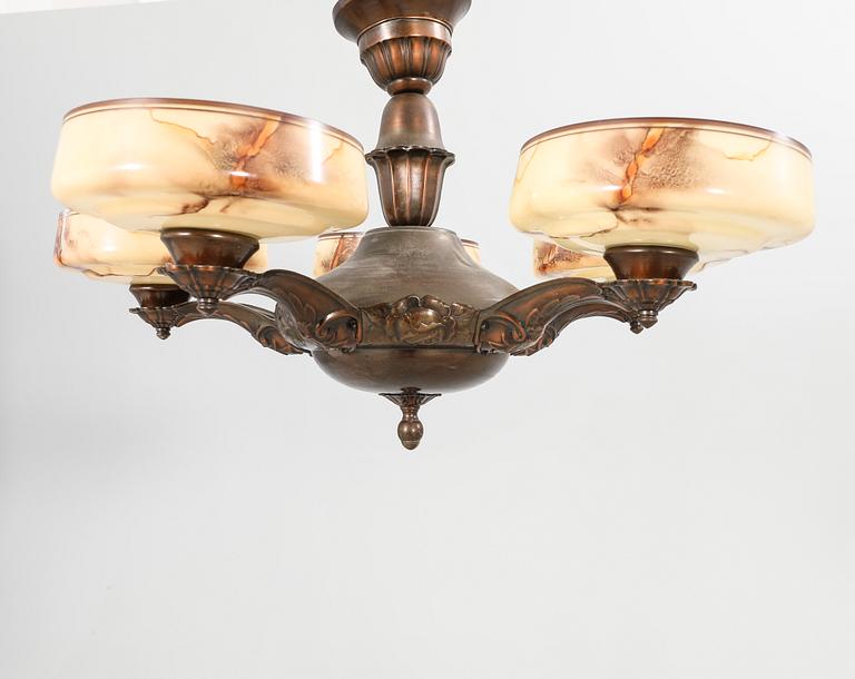 A 1920/30s ceiling pendant.