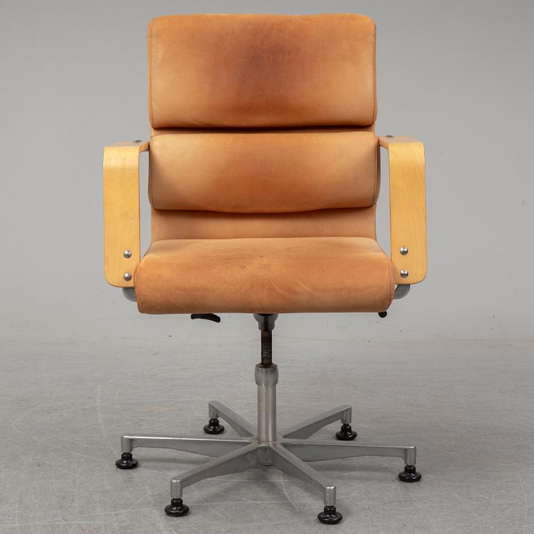 YRJÖ KUKKAPURO, a "Plaano" office chair, Avarte, Finland.