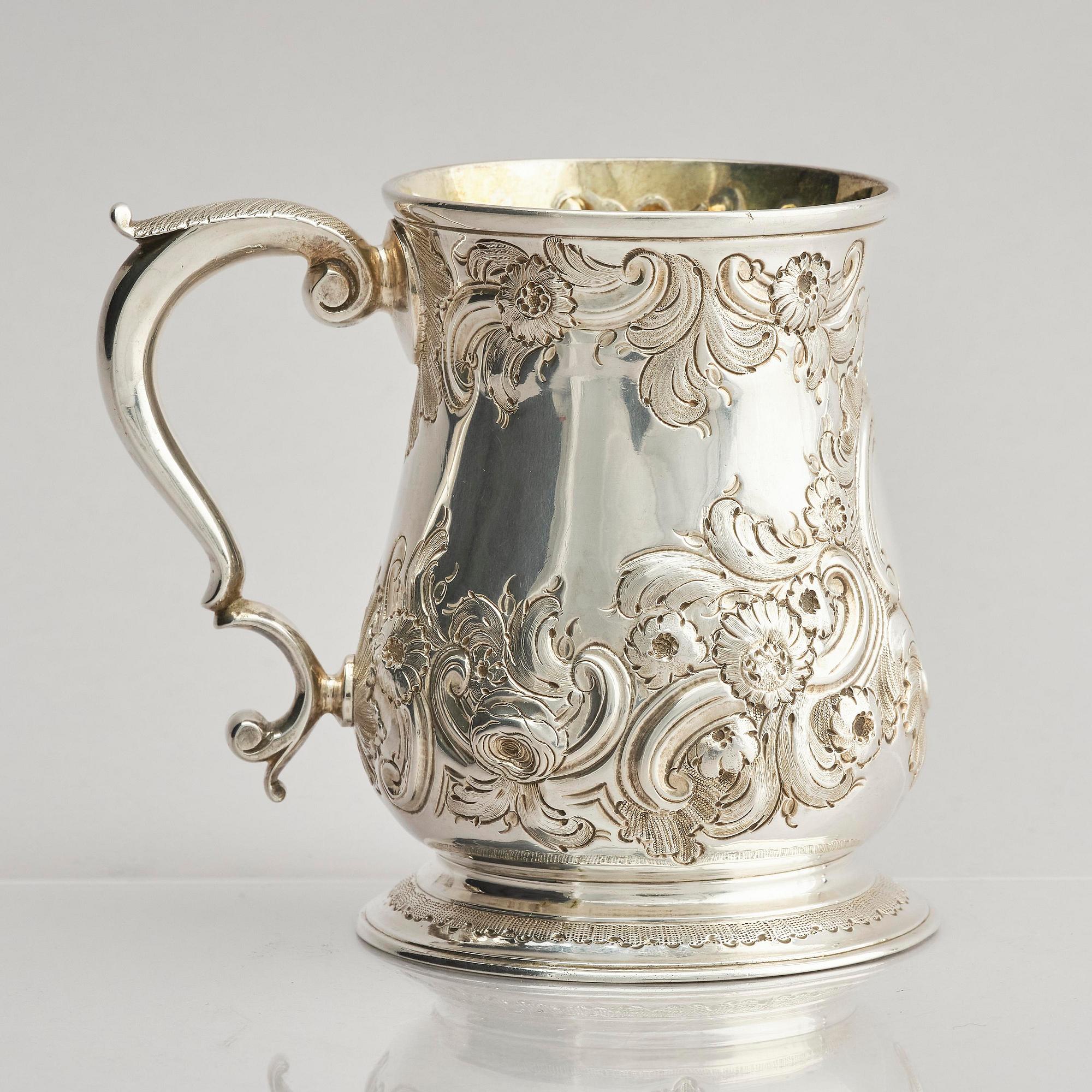 Thomas Whipham, stop/mugg, silver, London 1754.