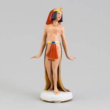 A porcelain figure of an Egyptian dancer, Germany, Fraureut, 1918.