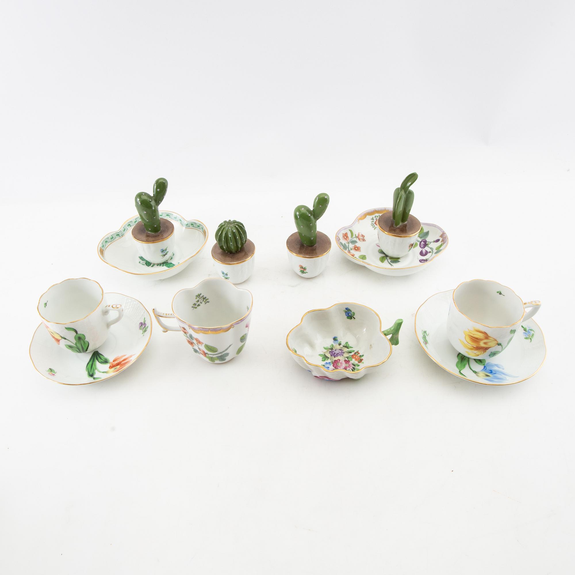 Service pieces 19 pcs Herend Hungary 20th century porcelain.