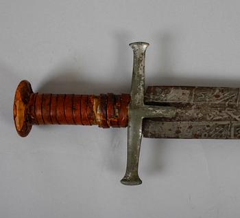SVÄRD, orientaliskt, metall, 1800-/1900-tal.