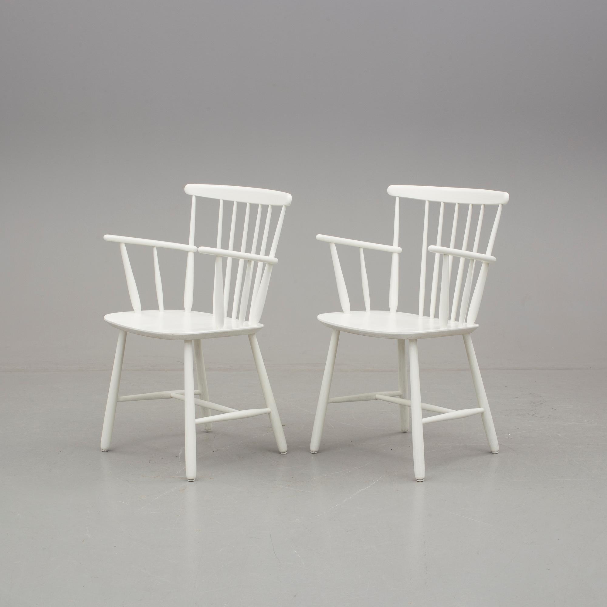 KARMSTOLAR, ett par, 1960-/70-tal.