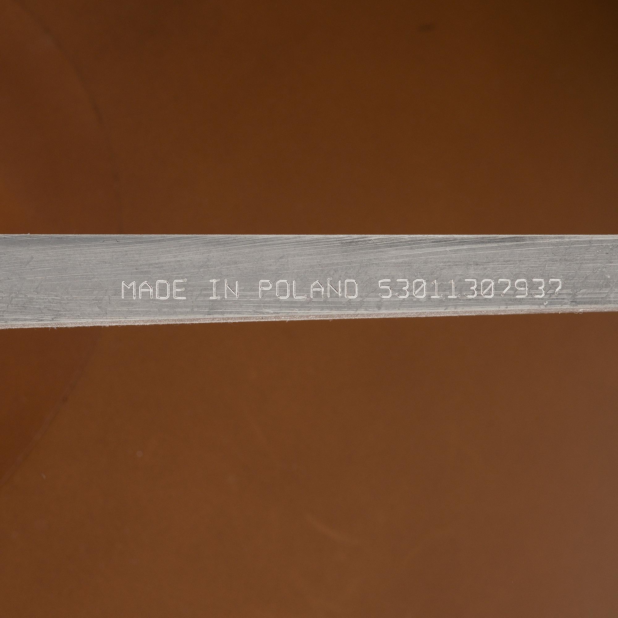 Arne Jacobsen, fåtölj, "Ägget", Fritz Hansen, Danmark, 2019.