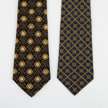 Chanel, two silk ties.