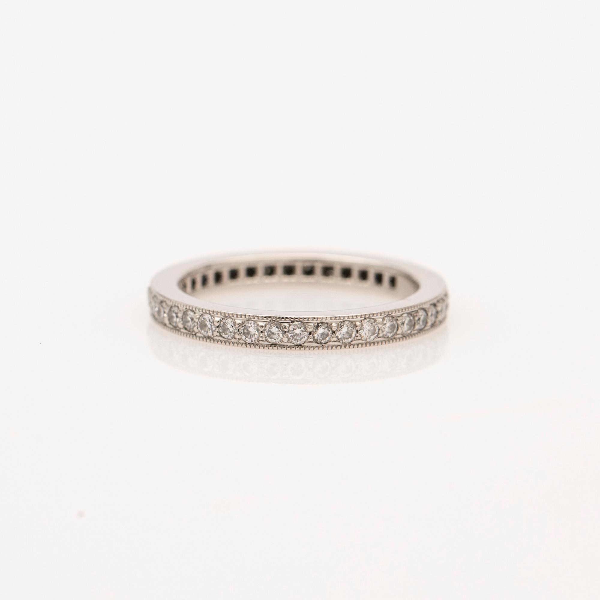 Tiffany & Co, ring, platinum with brilliant-cut diamonds.