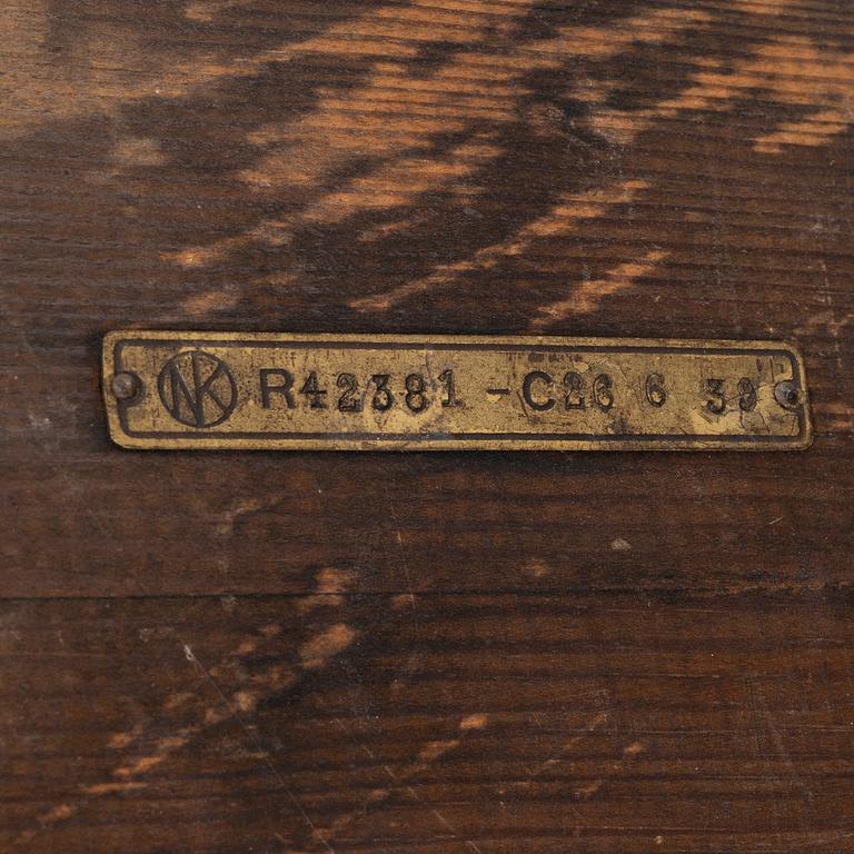 A model 'Ideal' birch bedside table, Nordiska Kompaniet, 1939.