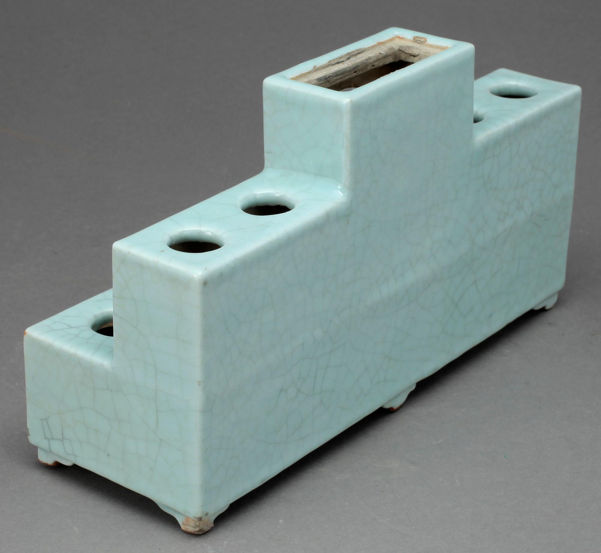 RÖKELSEKAR. Porslin, Kina. 1900-tal.