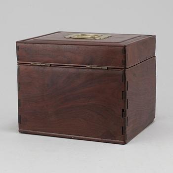 A Japanese apothecary box with flasks, 20th century.