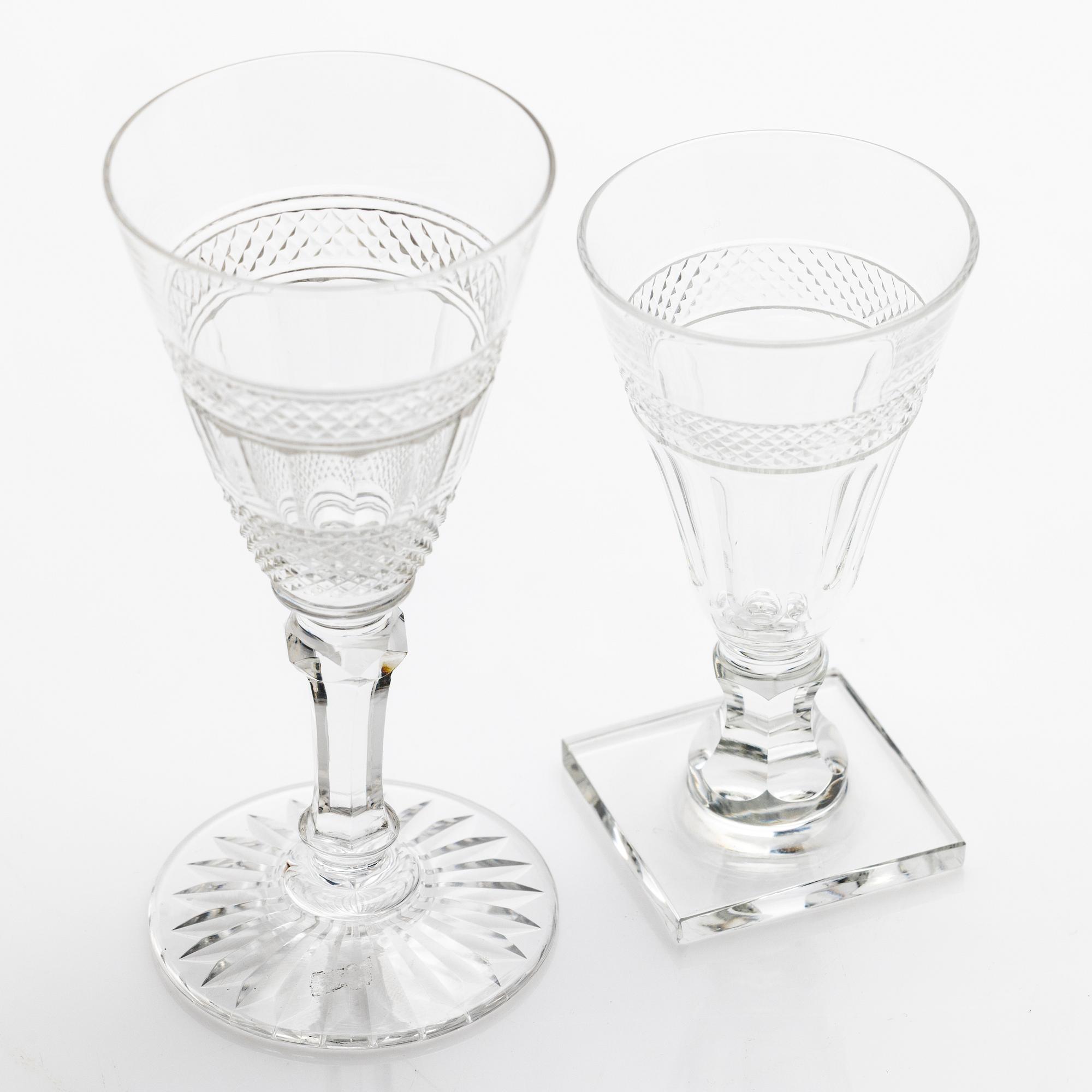 Edward Hald, Glass service, 68 pieces, “Rio”, Orrefors.