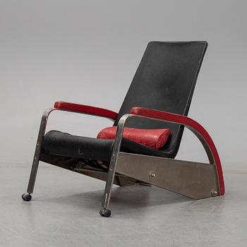 Jean Prouvé, a 'Grand Repos' recliner, Tecta, 1980's.