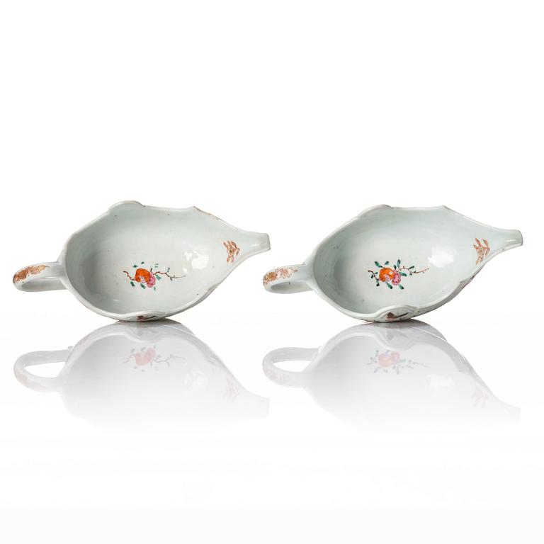 A pair of famille rose sauce boats, Qing dynasty, Qianlong (1736-95).