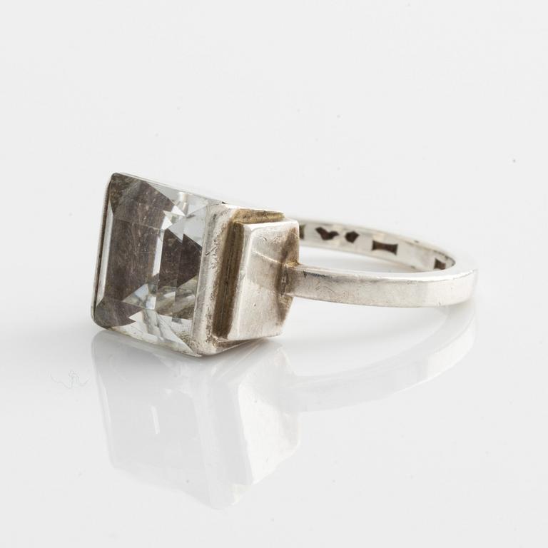 Wiwen Nilsson, ring, silver with rock crystal.