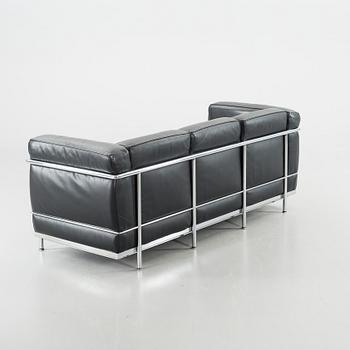SOFFA, "LC 2", Le Corbusier, Pierre Jeanneret och Charlotte Perriand, Cassina, Italien.