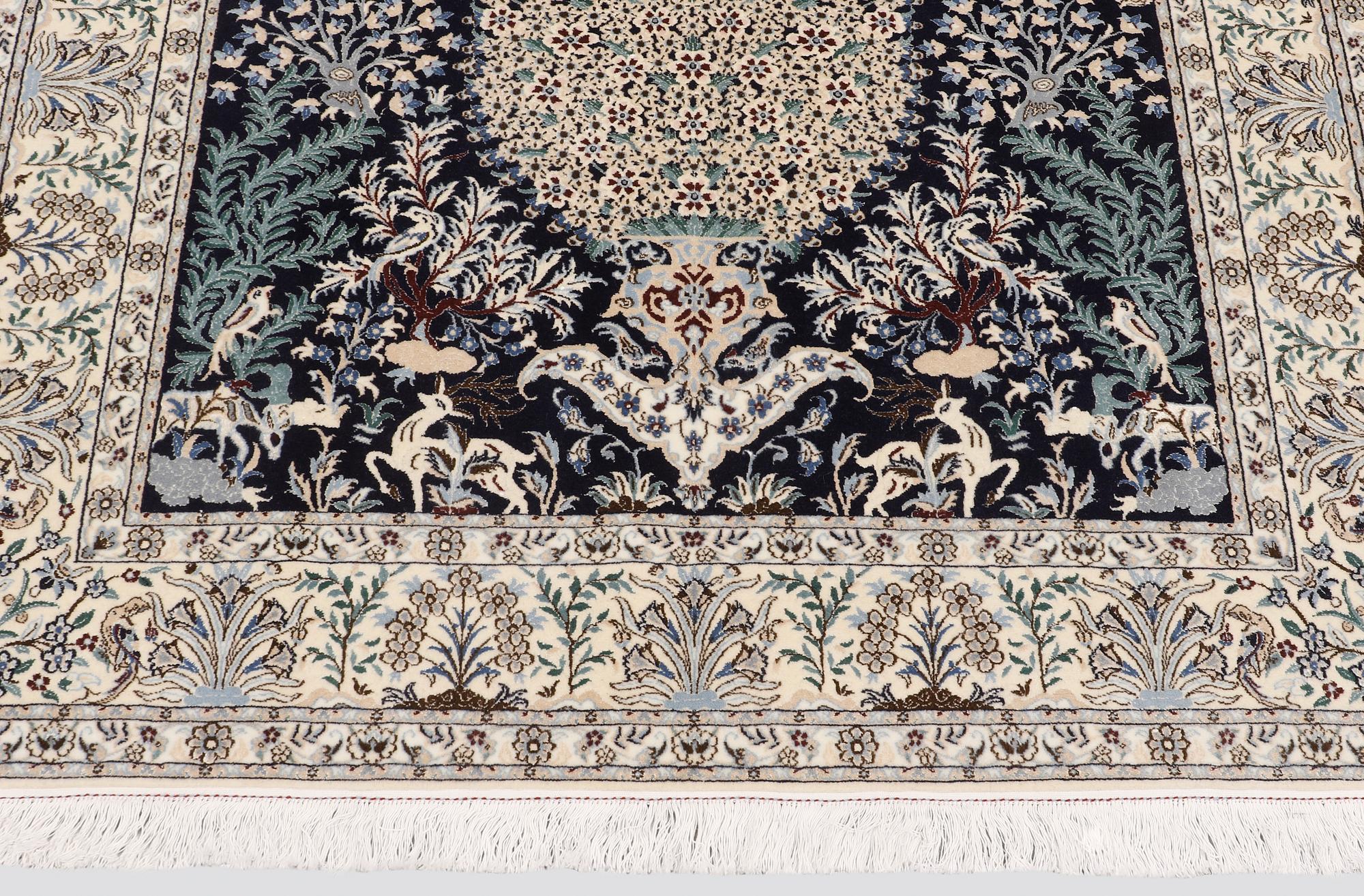 Matta, Figural Nain Part Silk, S.K 6LAA, ca 220 x 146 cm.