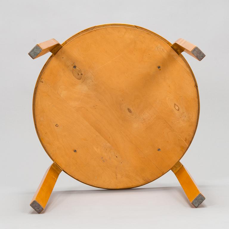 Alvar Aalto, a 1940's '71' table for, O.Y. Huonekalu- ja Rakennustyötehdas A.B.