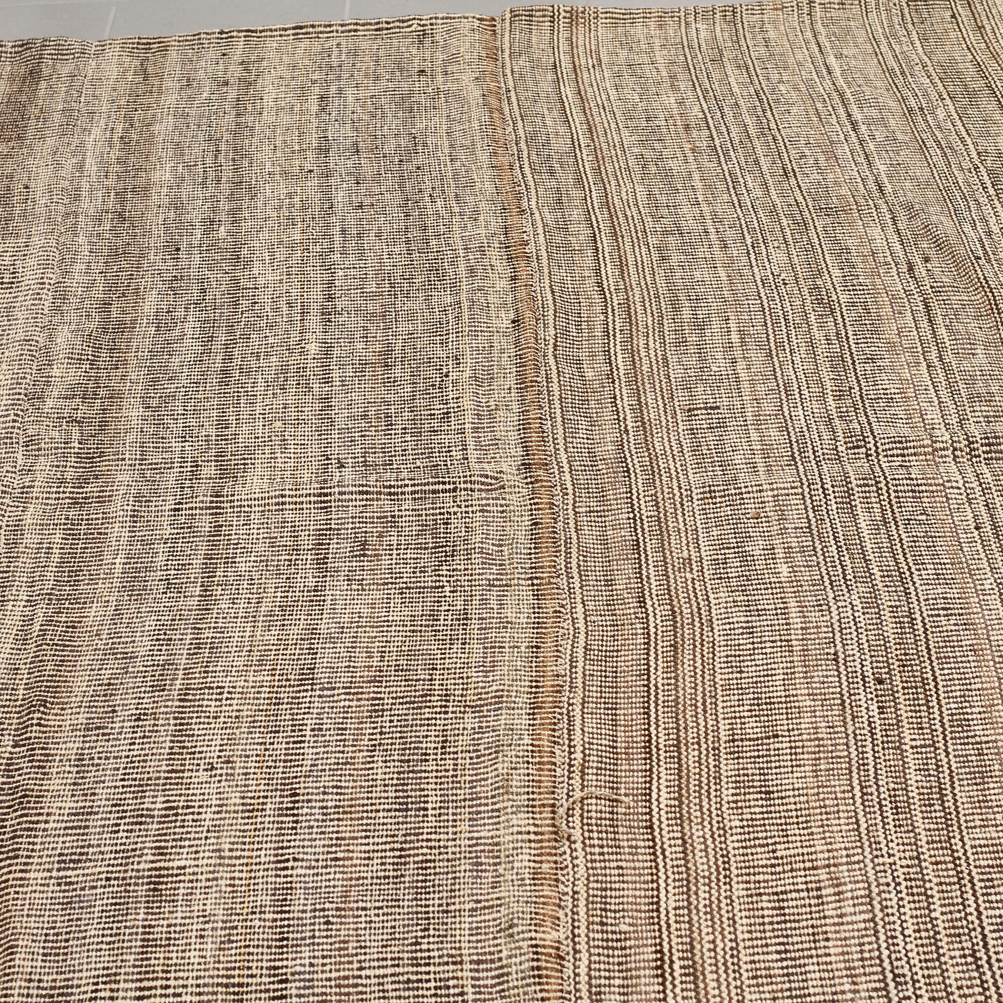 MATTA, slätväv, persisk, 396 x 306 cm.