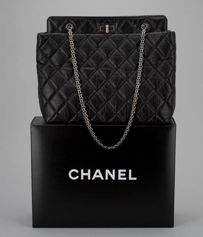 VÄSKA, Chanel.