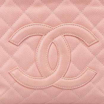 CHANEL,.