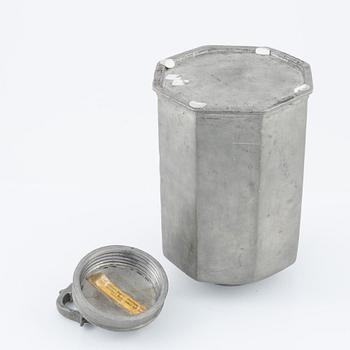 A pewter flask, mark of Magnus Söderberg, (master in Stockholm 1716-1746, the widow maintained the workshop until 1767).