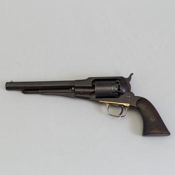 An American Remington Navy M/1861 revolver.