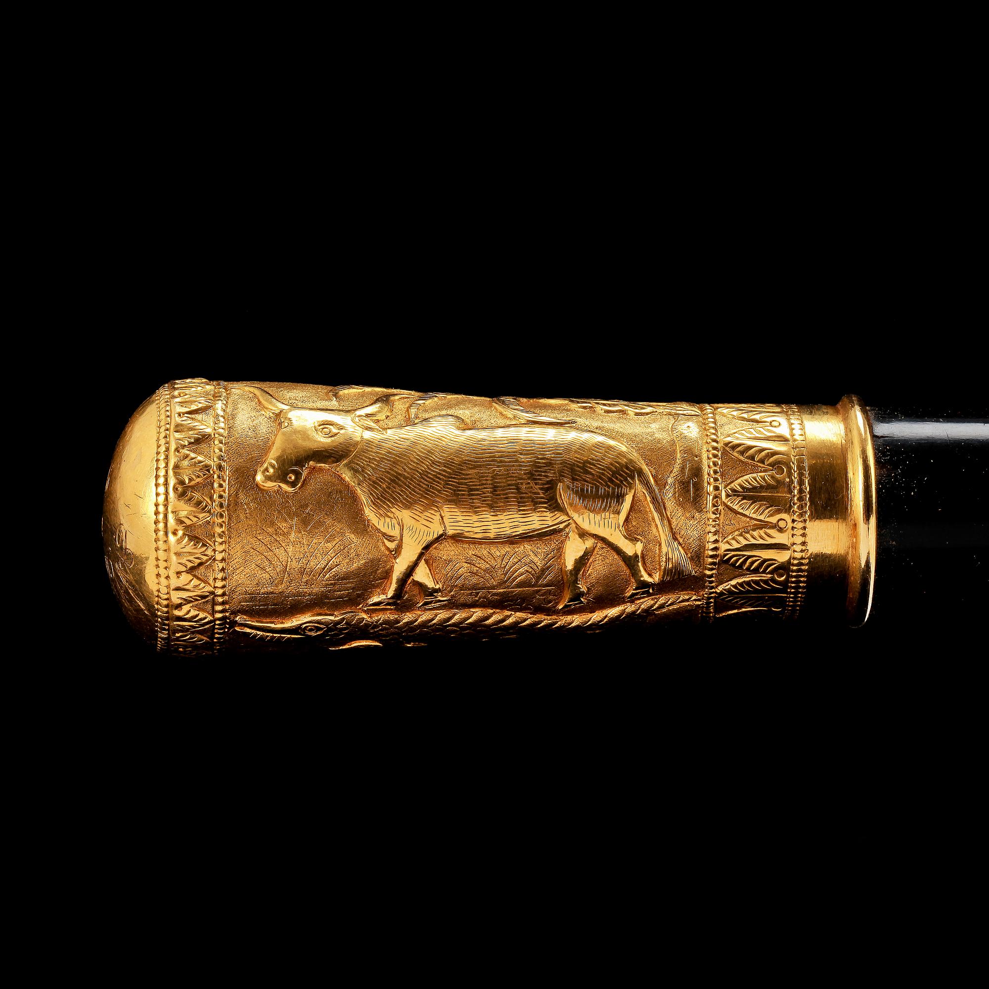 KÄPP med 18k guldknopp, trä, sekelskiftet 1800/1900-tal.