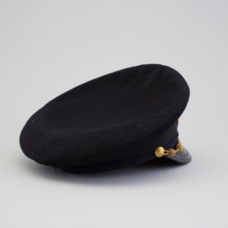 A Swedish Royal Navy officer cap from Rörström & Co in Stockholm, early 20th century.