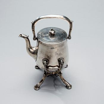 VATTENKANNA MED RECHAUD, silver, Ryssland, St.Petersburg 1863, Nichols & Plincke.