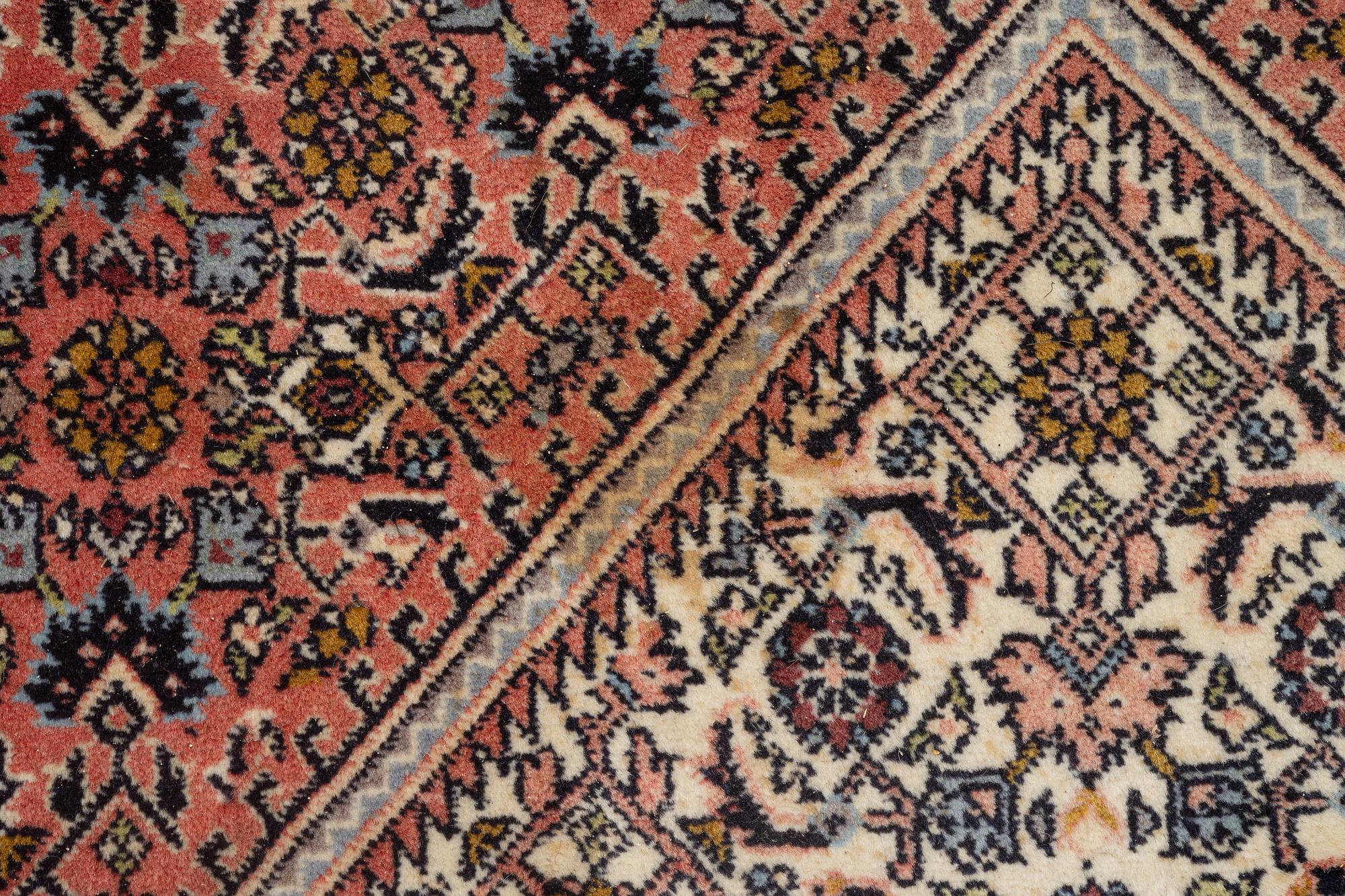 A Bidjar rug, c. 245 x 170 cm.