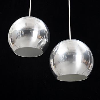 Verner Panton, taklampor, ett par, "Topan" modell VP6, Louis Poulsen, Danmark, 1950-60-tal.