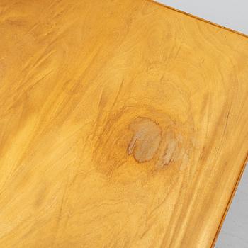 Josef Frank, a 'Diplomat' veneered coffee table, Firma Svenskt Tenn, prior to 1985.