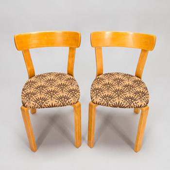 Alvar Aalto, stolar, ett par, modell 69, för O.Y. Huonekalu-ja Rakennustyötehdas A.B. 1940-tal.
