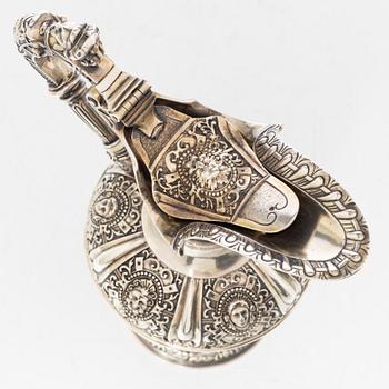 S Smith & Son, vinkanna, silver, London, England 1871.