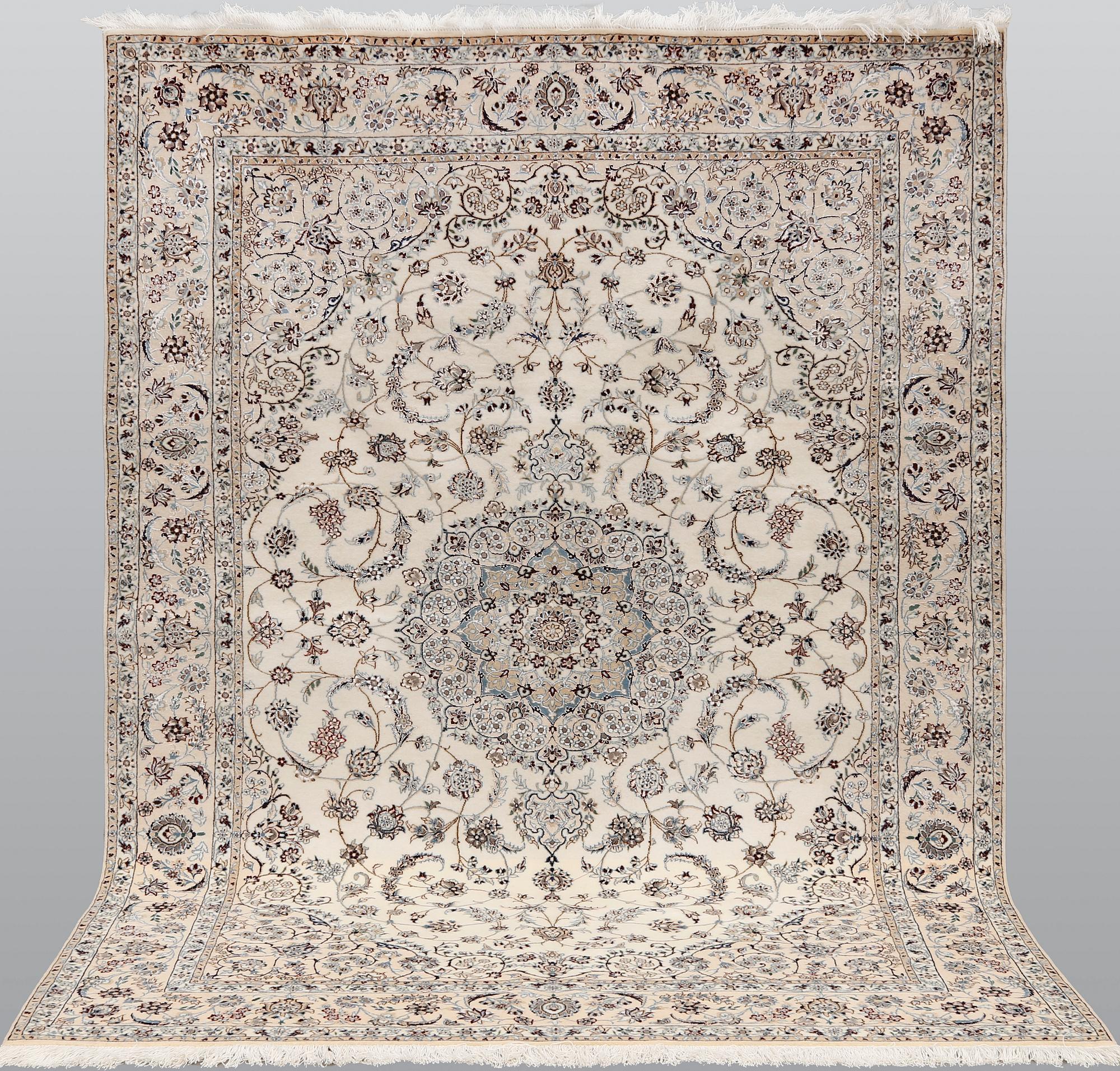 A carpet, Nain Part Silk, sk 6LAA, 220 x 159 cm.