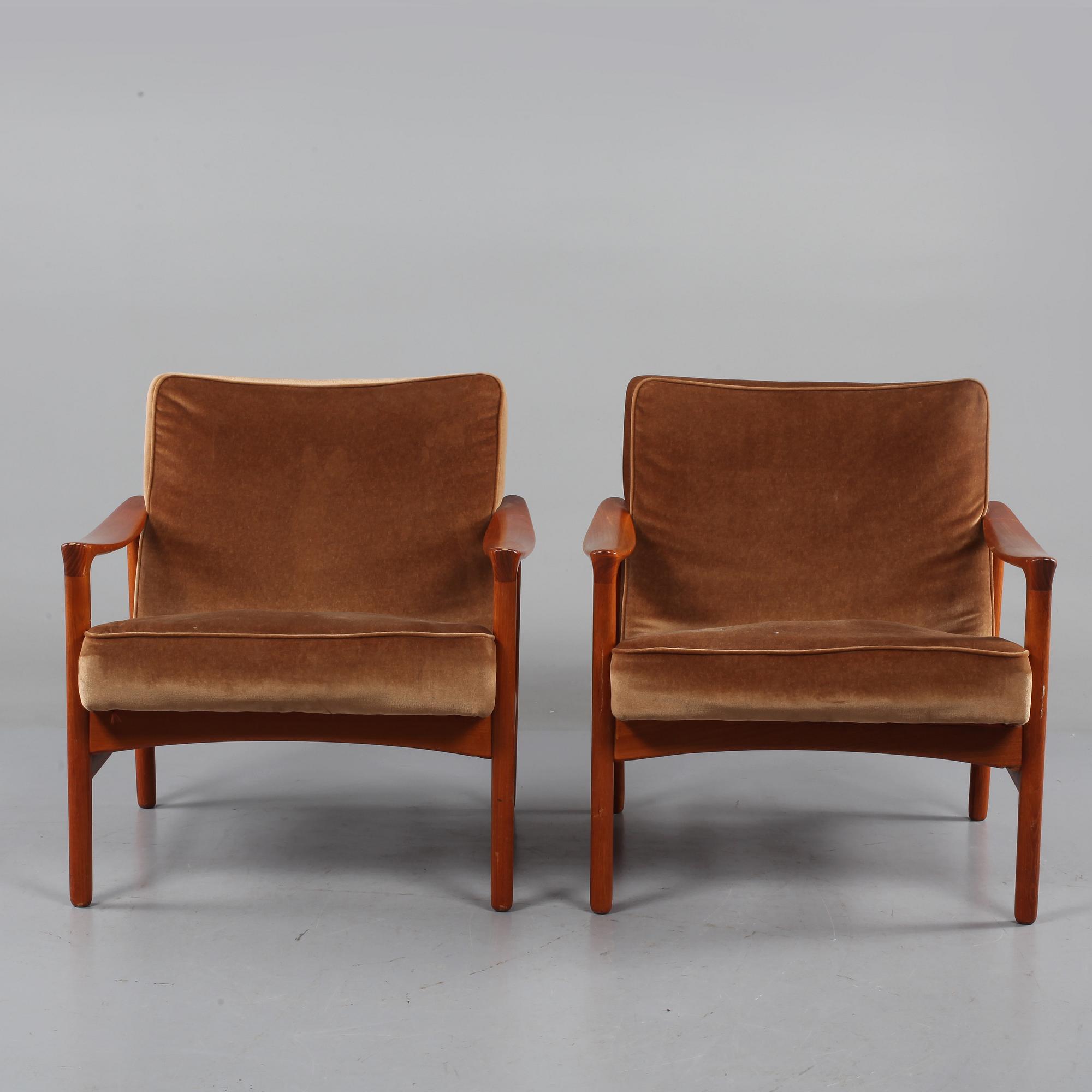 FÅTÖLJER, ett par, 1960-tal.