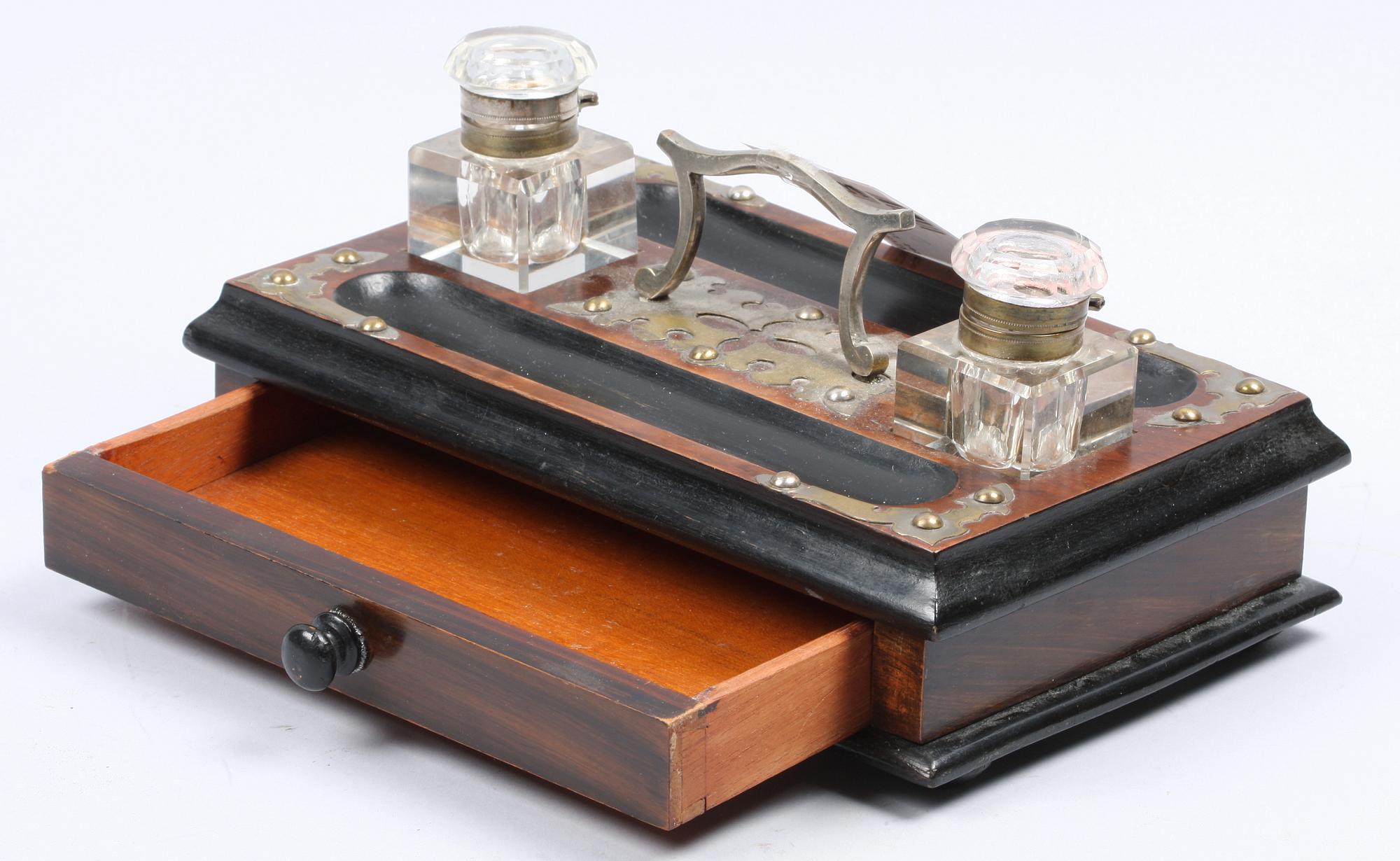 SKRIVSTÄLL, trä, glas, England, sekelskiftet 1800/1900.