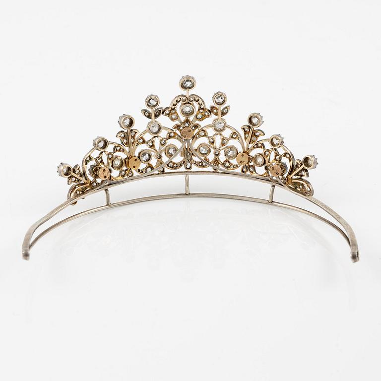 A tiara/brooch combination, silver with old-cut and rose-cut diamonds.