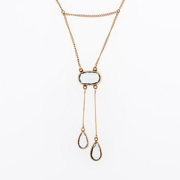 HALSSMYCKE, fasettslipade akvamariner, 14K guld. Hugo Grün, Helsingfors.