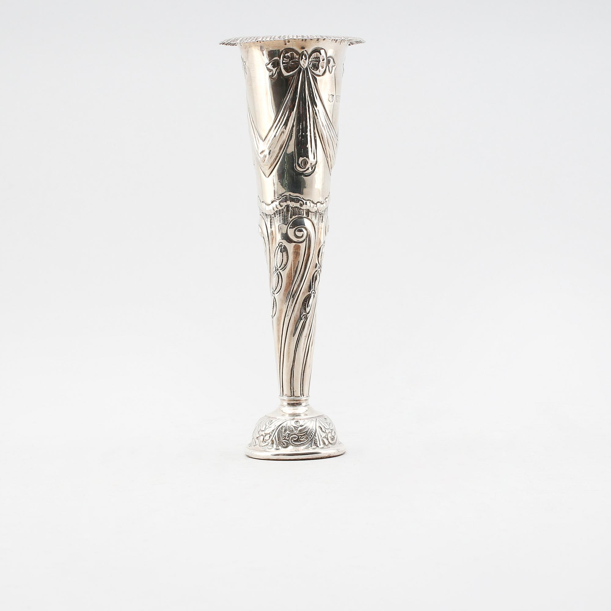 VAS, silver, Gibson & Langman, London 1897.