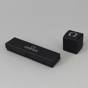 OMEGA, Pen / Loupe / Velcro strap.