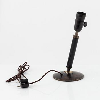Harald Notini, a model '15124' table light,  Arvid Böhlmarks Lampfabrik, 1930's.