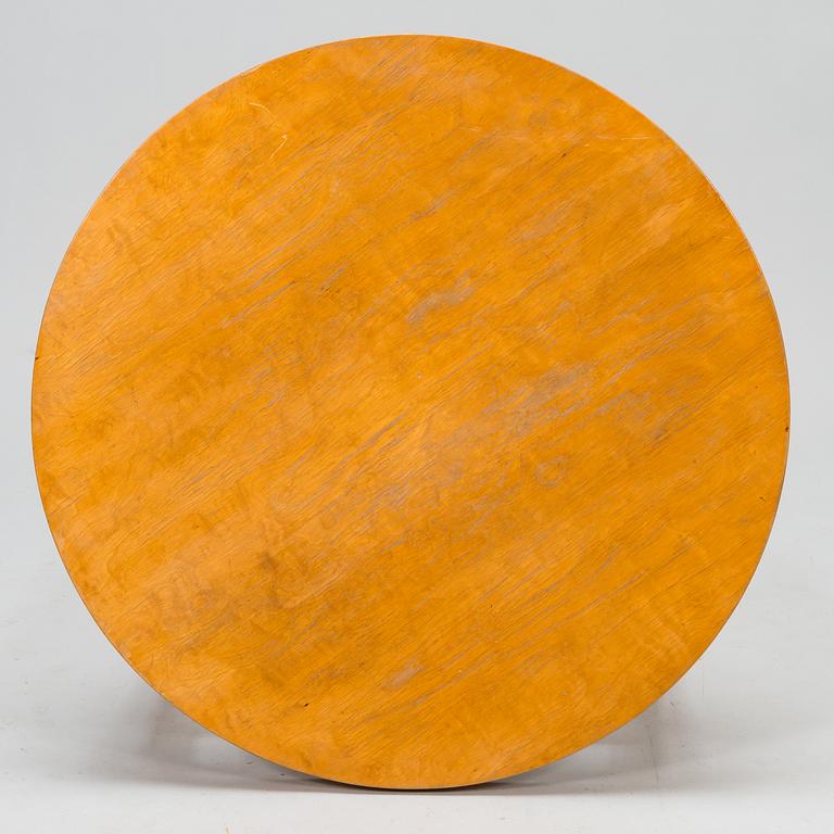 ALVAR AALTO, a 1940's table for O.Y. Huonekalu- ja Rakennustyötehdas A.B.
