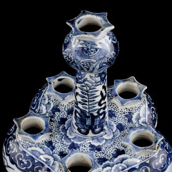 TULPANVAS, porslin, Kina, 1800-tal.