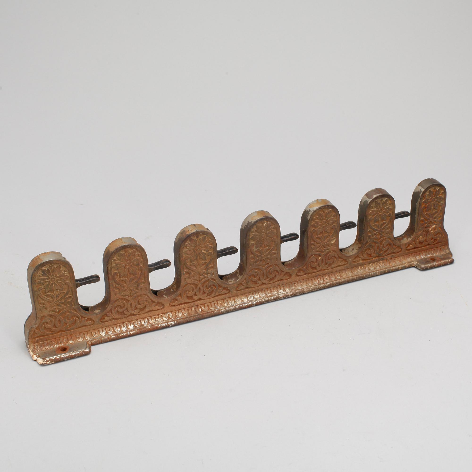 PARAPLYSTÄLL, 2 delar, metall, jugend, omkring 1900.