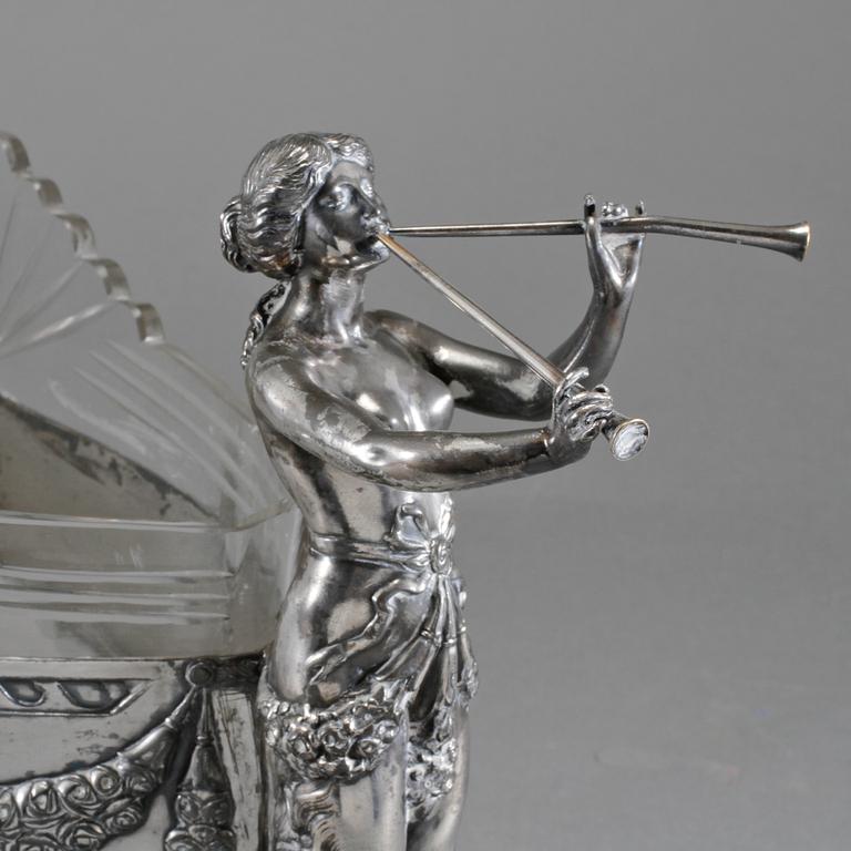 JARDINIÈRE, nysilver, Würtembergische Metallwaren Fabrik (WMF), 1900-talets första hälft.