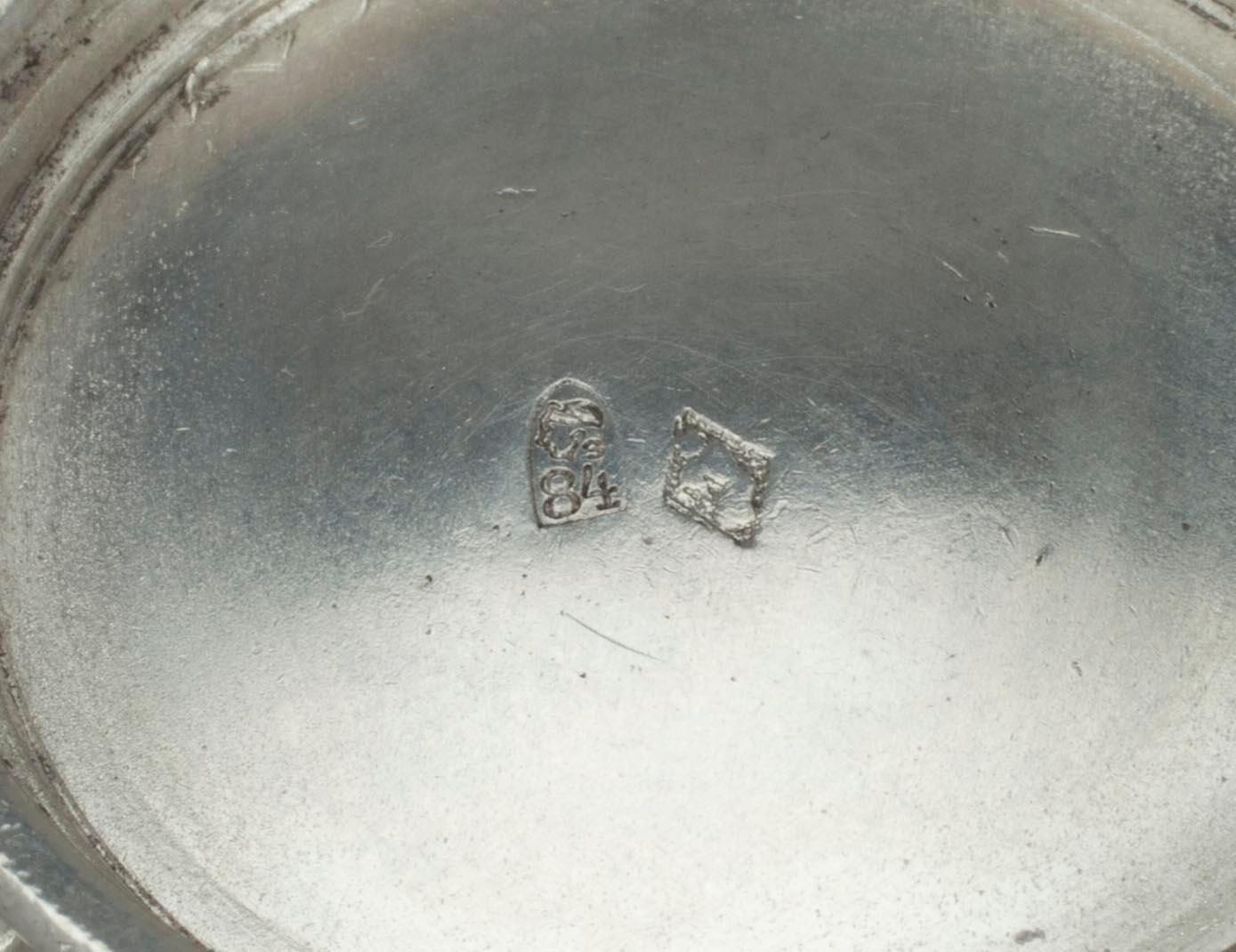 SALTKAR ETT PAR, 84 silver. Ryska importstämplar, tidigt 1900-tal. Vikt 70 g.