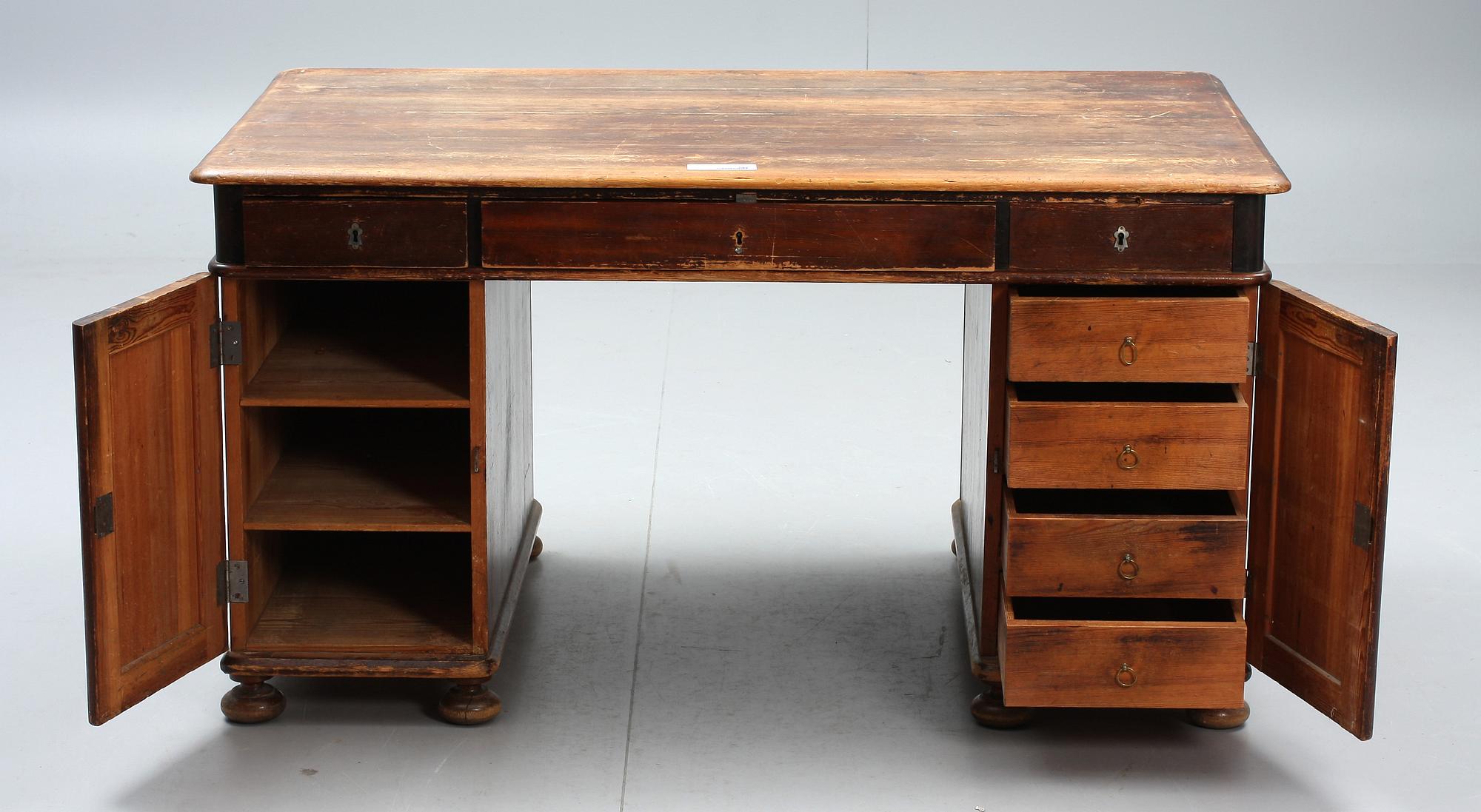 SKRIVBORD, 1800-tal.