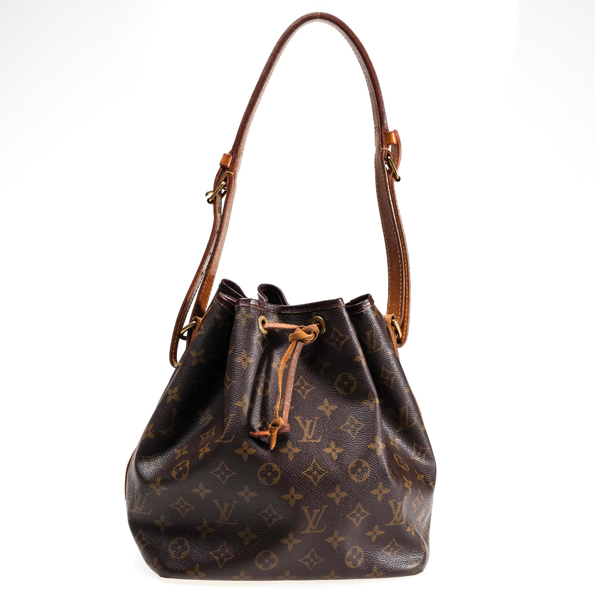 VÄSKA, "Petit Noé", Louis Vuitton.