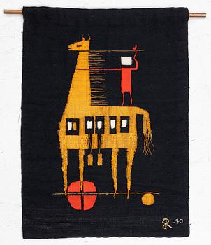 Eeva Renvall, "Den Trojanska hästen", tapestry, signed, 1970, a. 92 x 68 cm.