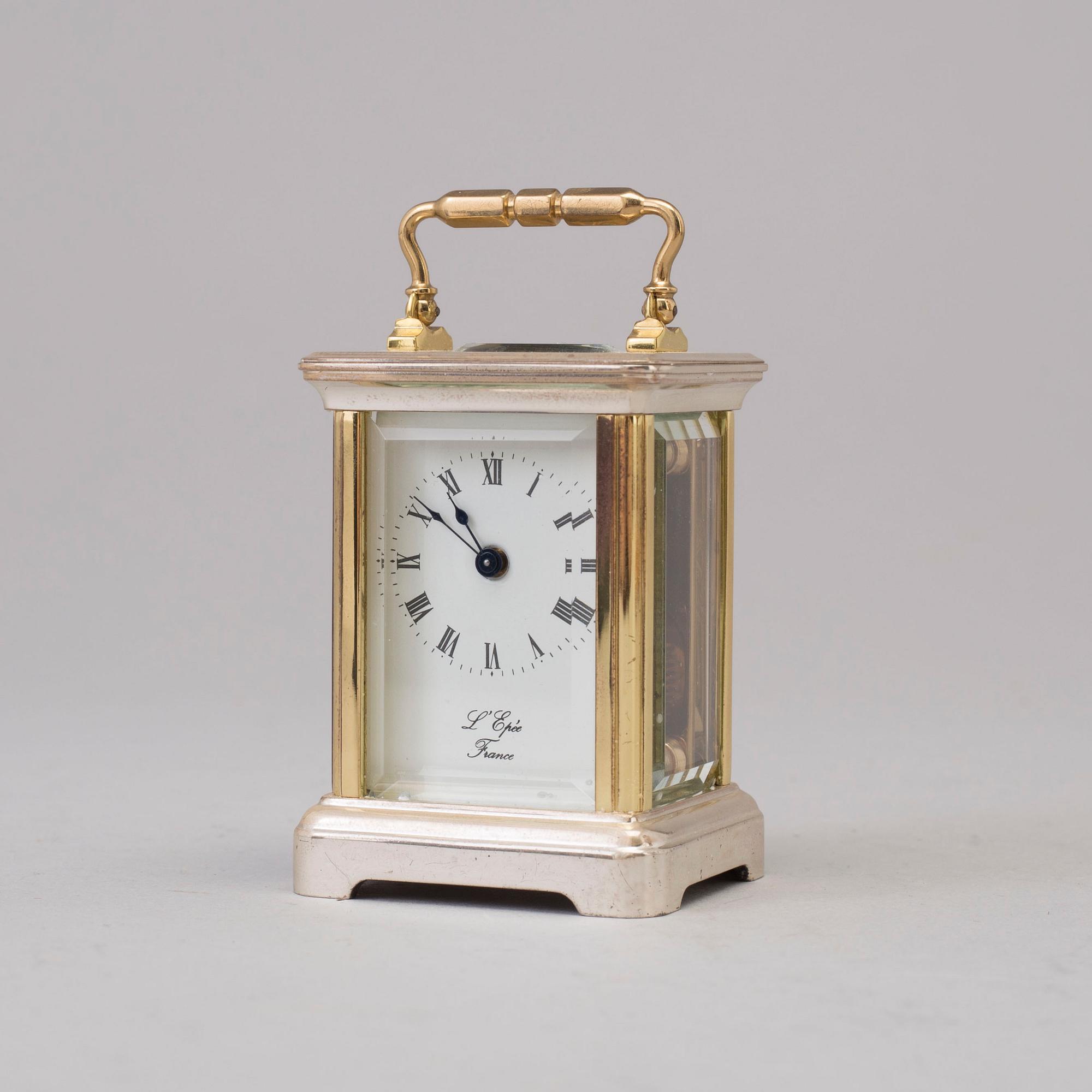 L´EPÉE, Fondée en 1839, travel alarm clock, lever escapement, second half of the 20th century.